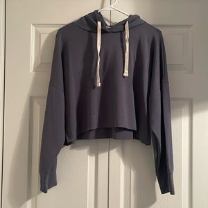 Cropped sweatshirt